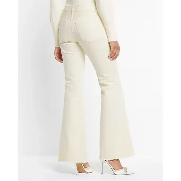 NWT Express Mid Rise Cream Raw Hem '70s Flare Jeans Size 2S 2 Short 28" x 29" - Picture 12 of 16